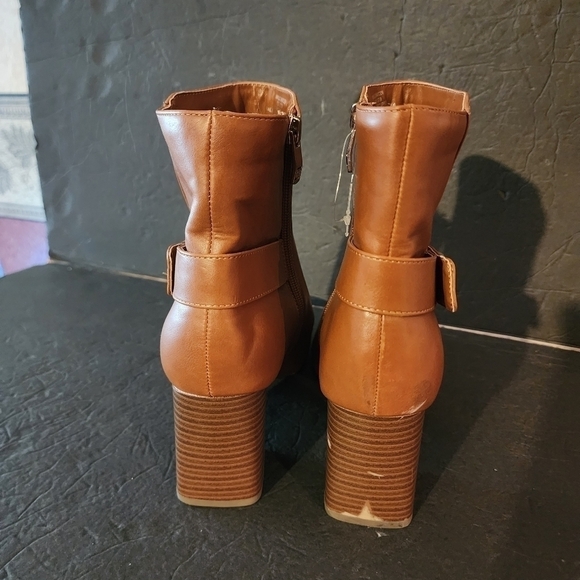 Liz Claiborne Womens Maycen Stacked Heel Booties  Size 9 M NEW (FLAW) - Picture 5 of 10